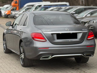 Mercedes E-Class foto 5