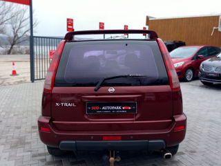 Nissan X-Trail foto 5