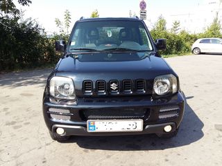 Suzuki Jimny foto 1