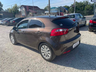 KIA Rio foto 1