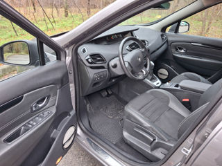 Renault Grand Scenic foto 6