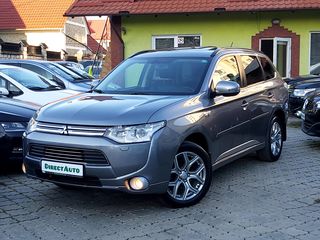 Mitsubishi Outlander foto 1