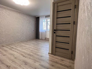 Apartament cu 3 camere, 60 m², Botanica, Chișinău foto 6