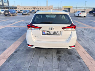 Toyota Auris foto 6