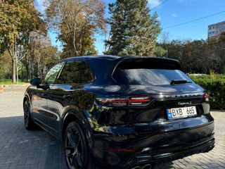 Porsche Cayenne foto 5