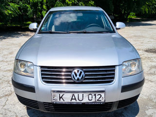 Volkswagen Passat foto 4