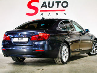 BMW 5 Series foto 2