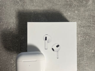 Продаю наушники AirPods 3 MagSafe foto 2