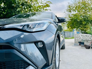 Toyota C-HR foto 5