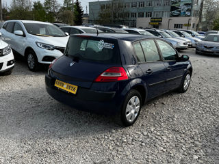 Renault Megane foto 3