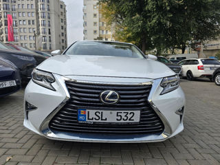 Lexus ES Series