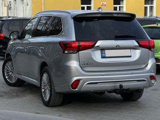 Mitsubishi Outlander foto 5