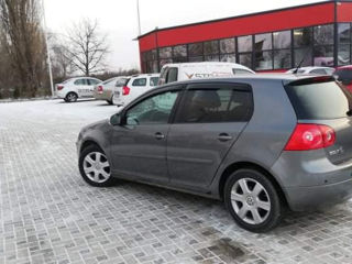 Volkswagen Golf foto 6