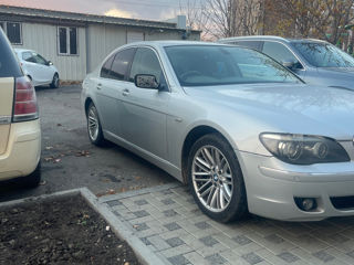 BMW 7 Series foto 2