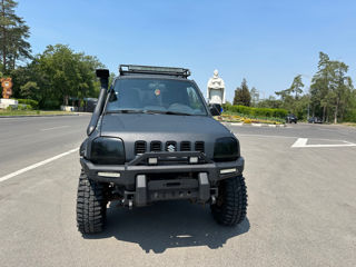 Suzuki Jimny foto 5