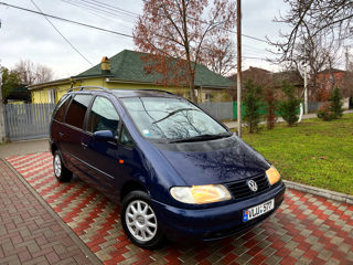 Volkswagen Sharan foto 4