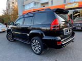 Toyota Land Cruiser Prado foto 2