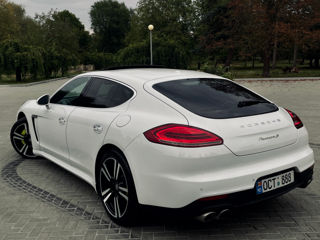 Porsche Panamera foto 2