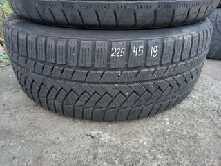 225/45 R19