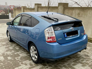 Toyota Prius foto 3