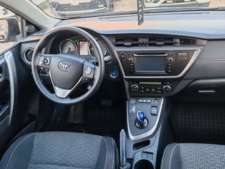 Toyota Auris foto 8