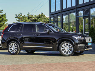 Volvo XC90 foto 1