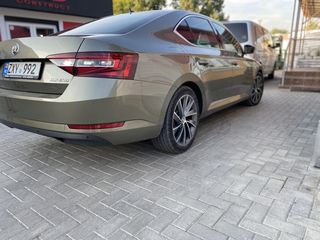 Skoda Superb foto 10