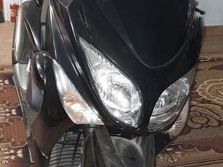 Yamaha Tmax