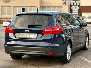 Ford Focus foto 6