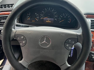 Mercedes E-Class foto 6