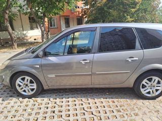 Renault Grand Scenic foto 4