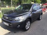 Toyota Rav 4 foto 3