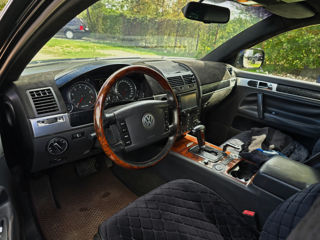 Volkswagen Touareg foto 8