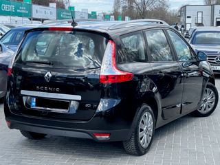 Renault Grand Scenic foto 3