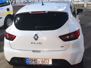 Renault Clio foto 4