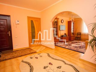 Apartament euroreparat , cu 4 camere, 100 mp,(încălzire autonomă). foto 7