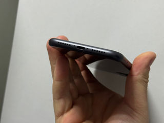 Iphone 11 Black 64 Gb foto 4