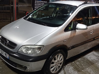 Opel Zafira foto 5