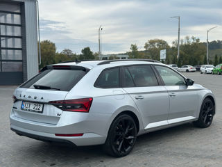 Skoda Superb foto 4