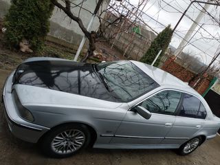 BMW 5 Series foto 7