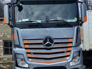 Mercedes Actros foto 2