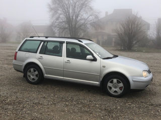 Volkswagen Golf foto 2