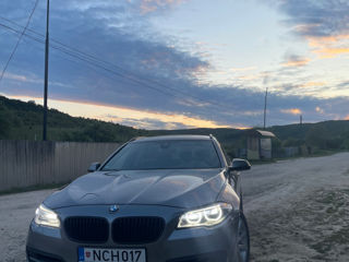 BMW 5 Series foto 2