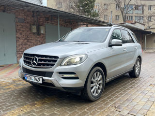 Mercedes M-Class foto 2