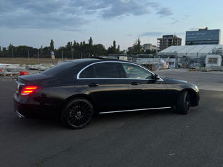 Mercedes E-Class foto 3