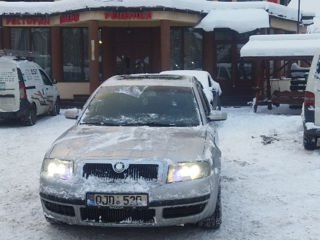 Skoda Superb foto 3