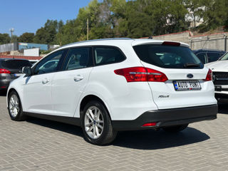 Ford Focus foto 4