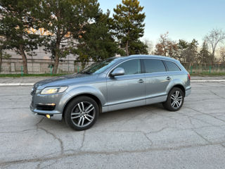 Audi Q7 foto 7