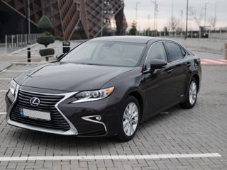 Lexus ES Series