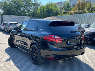 Porsche Cayenne foto 3